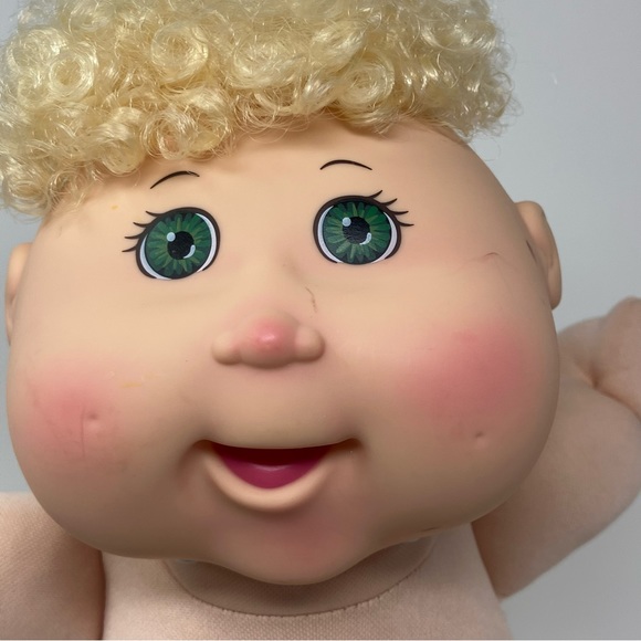 Cabbage Patch Doll - Picture 16 of 16